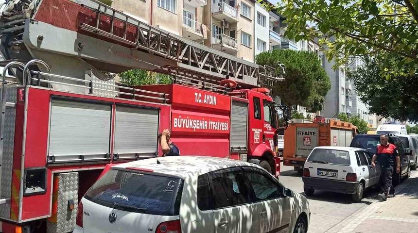 Kapıyı açmayan kayınvalidesini ölü buldu