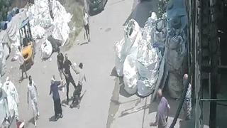 Ataşehir'de dehşet! Satır ve sopalarla iş yerini bastılar: 5 yaralı Satırla çocuğumun kafasını tuttu 'Koparacağım' dedi