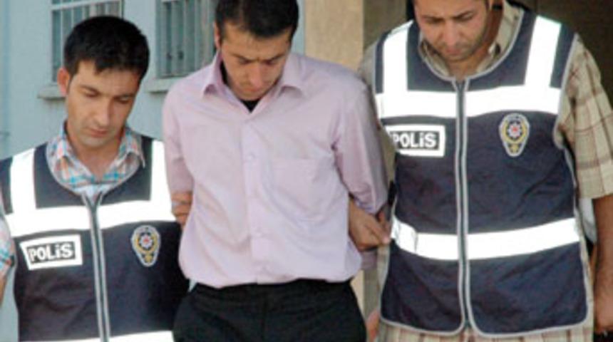 Katili arkadaşı &ccedil;ıktı