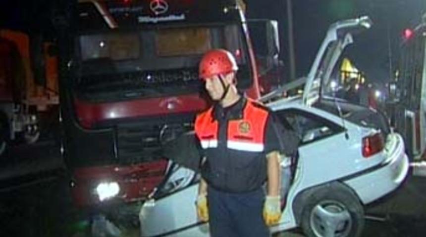 Kemerburgaz'da trafik kazası: 4 ölü
