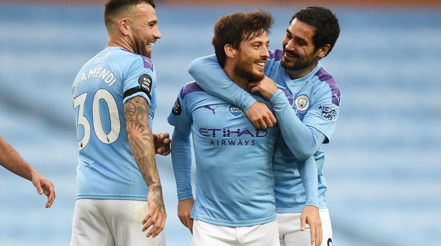Efsane isim David Silva futbolu bıraktığını açıkladı!
