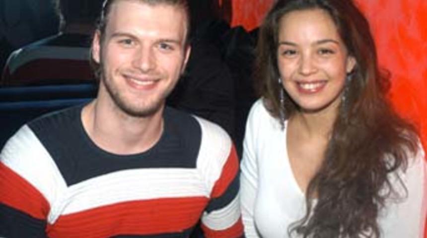 Kıvan&ccedil;'tan Azra Akın'ı şok eden s&ouml;zler! <font color="red">Magazin</font>