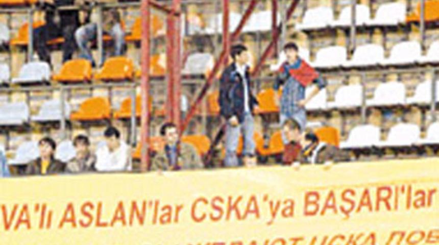 Fenerlileri "Kızdıran" pankart