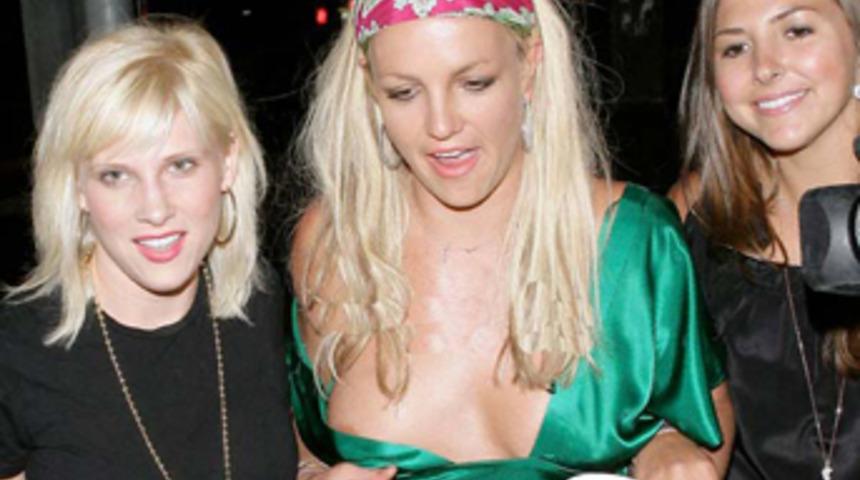 Britney Spears'tan hayranlarına isim bulma &ccedil;ağrısı