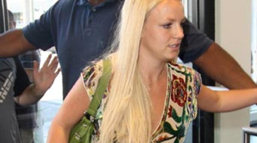 &Ccedil;ocuklarının velayetini kaybetti