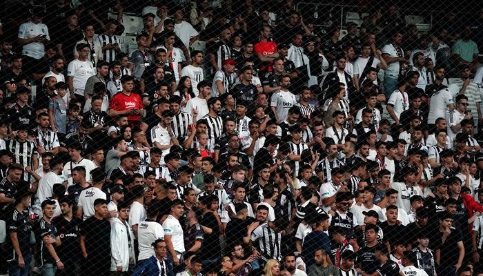 Beşiktaş taraftarından yönetime büyük tepki! Maç başı ve golden sonra…Beşiktaş