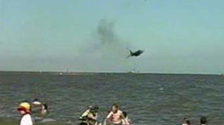 Amerikan B-52 bombardıman u&ccedil;ağı d&uuml;şt&uuml;