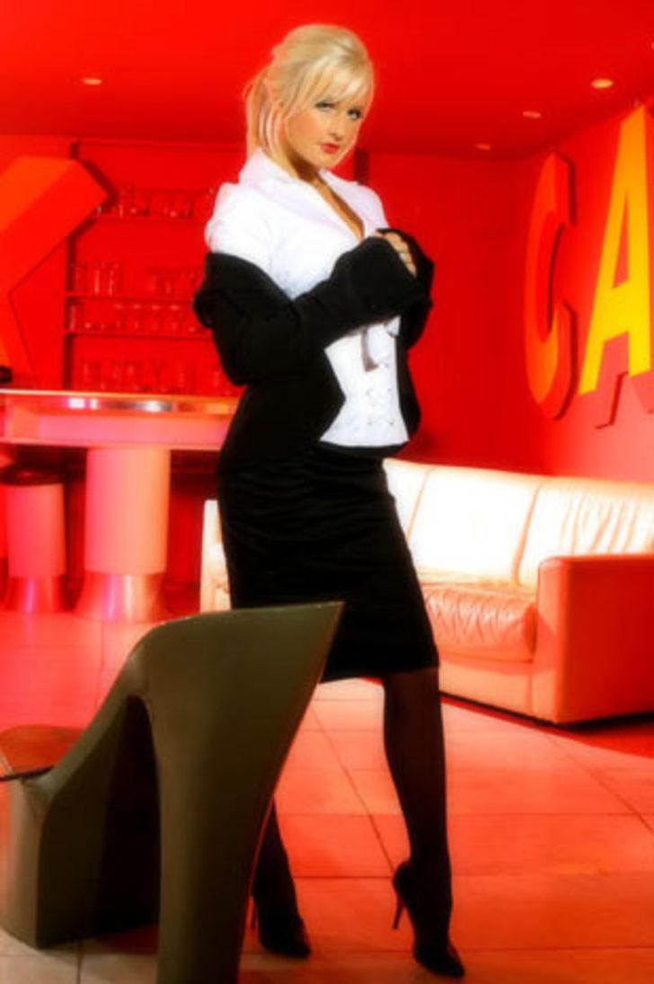 Michelle striptiziyle büyüledi G1