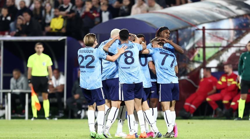 MAÇ SONUCU: Adana Demirspor, Cluj deplasmanında avantajı kaptı! Tur, rövanşa kaldı...