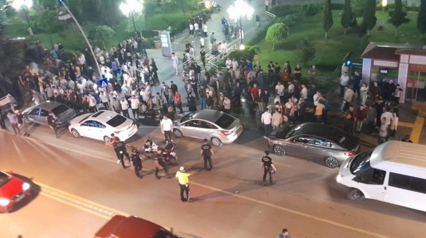 Faytoncular ile polis arasında arbede! Ortalık savaş alanına döndü