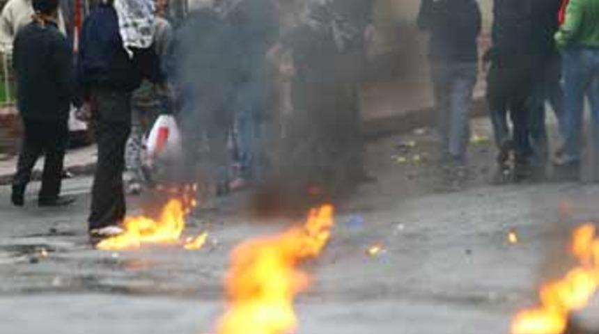 DTP'lilere sloganlı cevap: "Vatan sana canım feda"