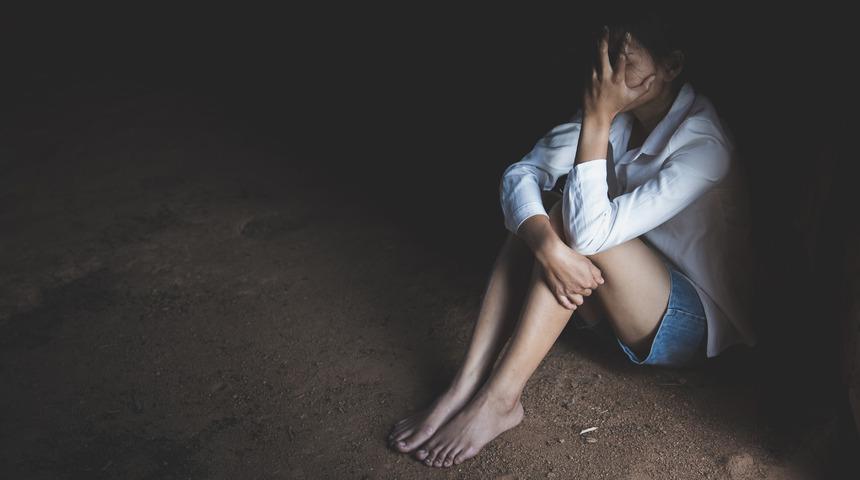 Köpeğini gezdirirken dehşeti yaşadı! Üç kişi birden tecavüz etti... Arkalarına bile bakmadan kaçtılar