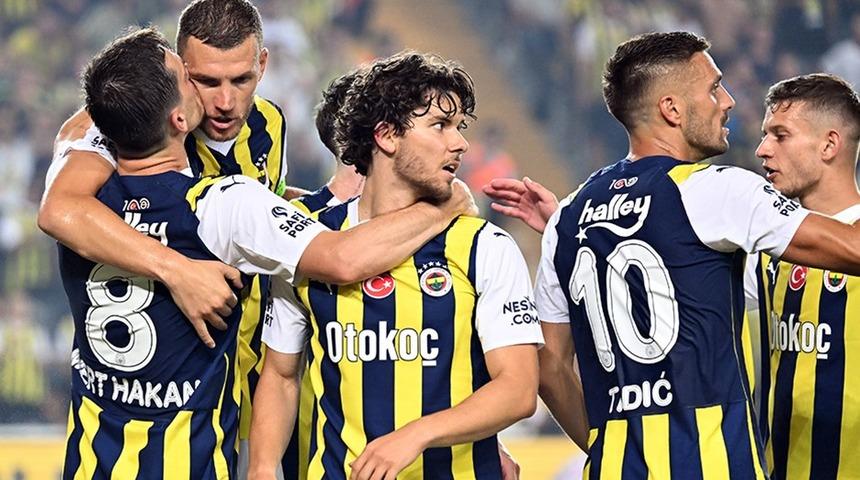 Fenerbahçe'nin UEFA Konferans Ligi kadrosu açıklandı! 6 isim kadroya dahil edilmedi
