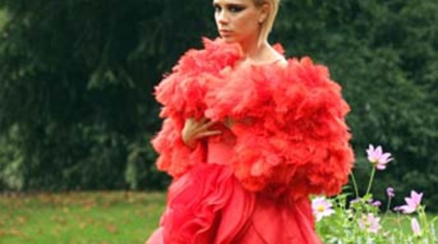 Victoria Beckham yıkılıyor!