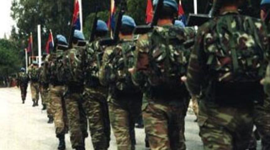 Birliğine geri d&ouml;nmemek i&ccedil;in kendini bı&ccedil;akladı