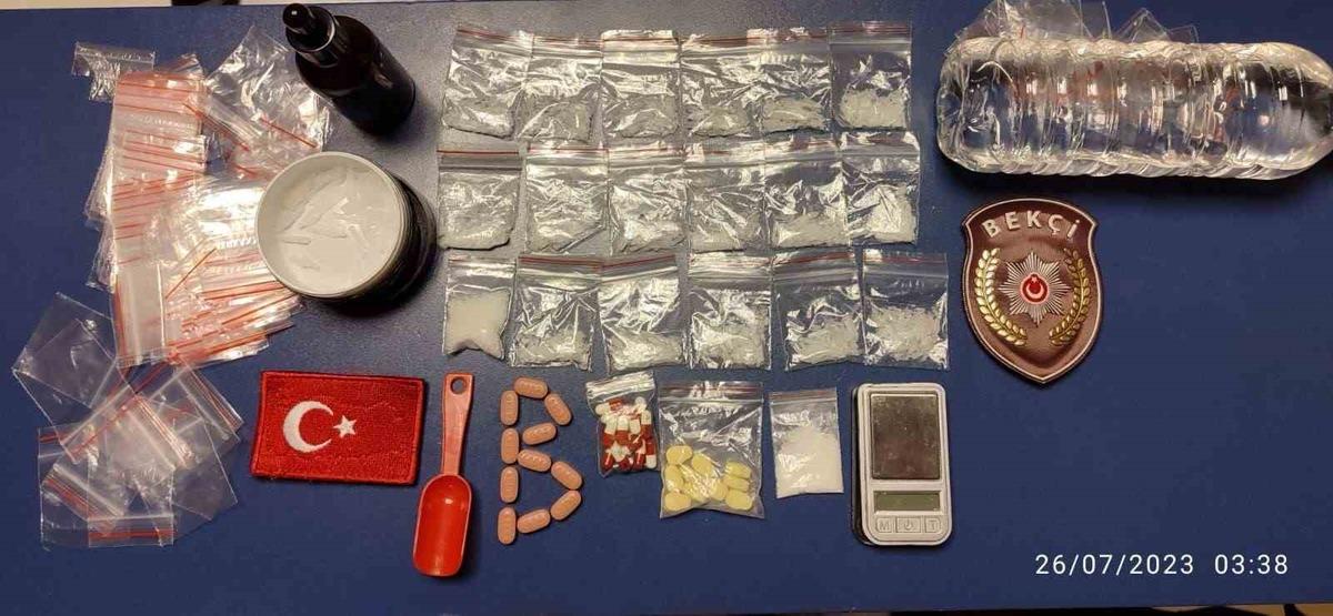 Şişli&rsquo;de zehir tacirlerine operasyon: Kasadan uyuşturucu &ccedil;ıktı