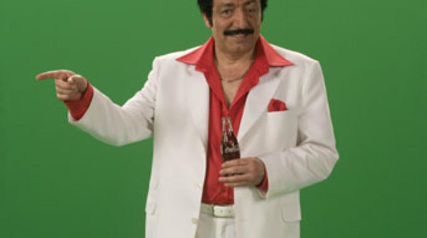 M&uuml;sl&uuml;m G&uuml;rses film oluyor