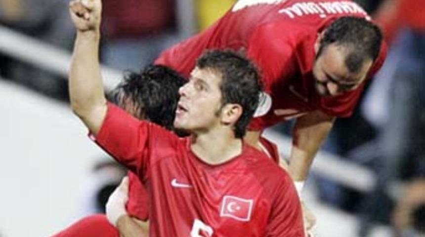Emre: "Hareketim tek kişiye"