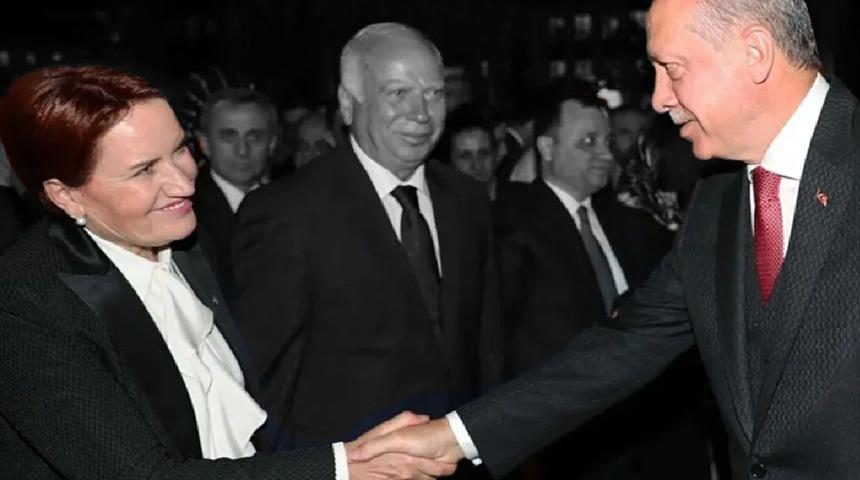 Akşener'in altılı masadan kalktığı süreci hatırlatan Ümit Özdağ'dan çok konuşulacak sözler: 'Erdoğan ile ittifak yapacaklar'