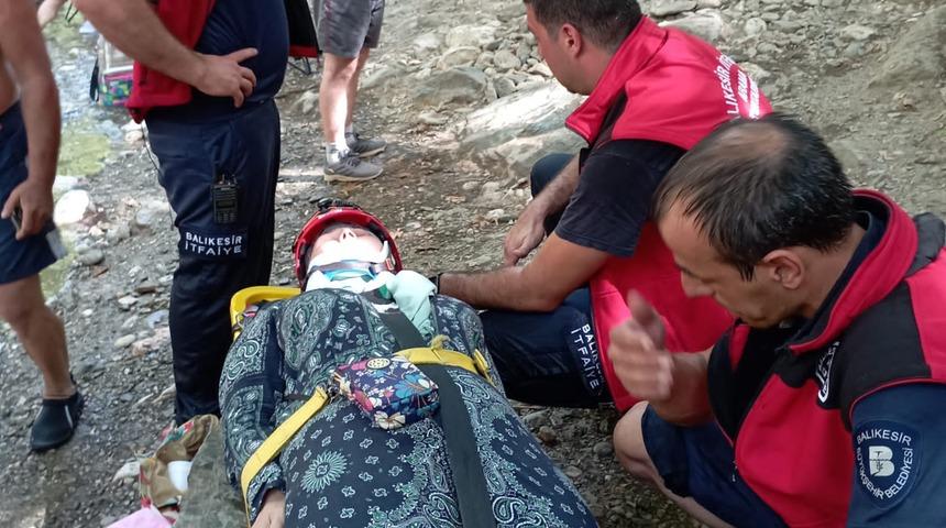 Kazdağları'nda kanyonda düşerek yaralanan turist hastaneye kaldırıldı