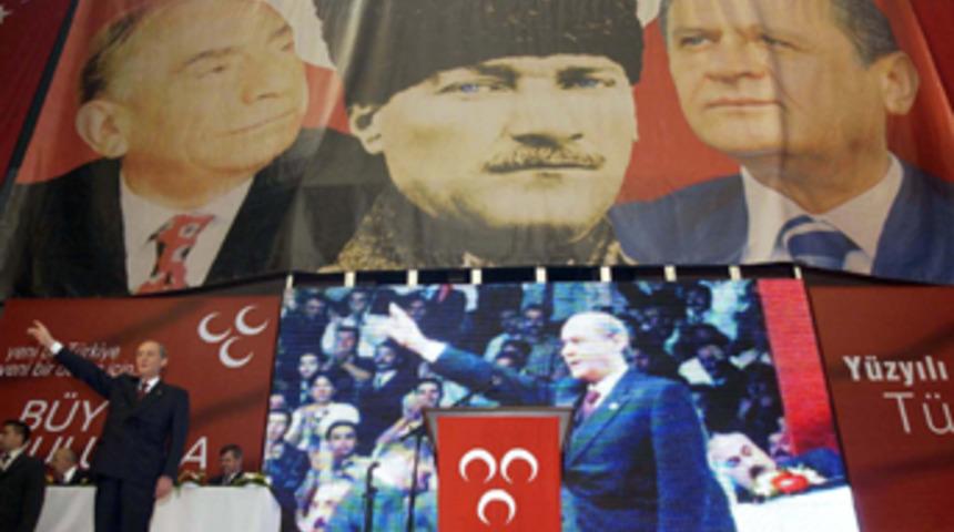 MHP se&ccedil;imlere tek başına girecek