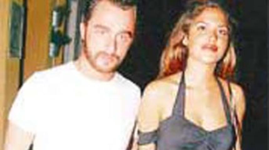 T&uuml;rkan Şoray'ın kızı Yağmur kimle nişanlanıyor?