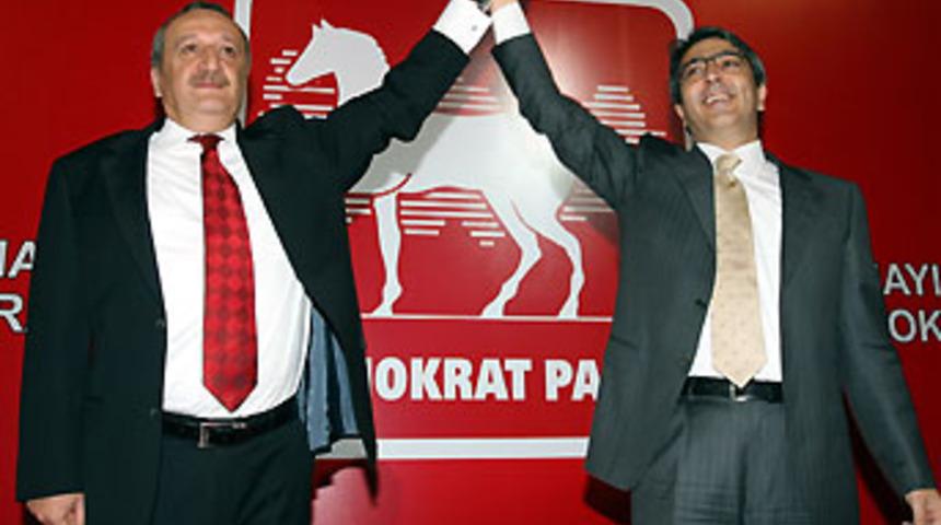 Ağar yine birleşme sinyali verdi