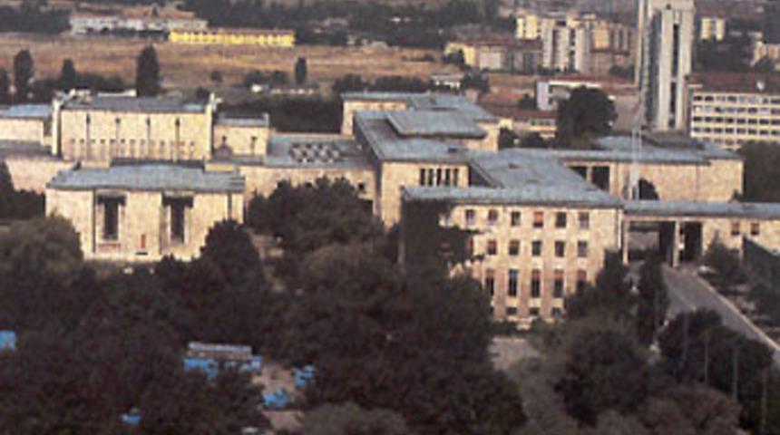 Meclis'te 'şeriat isteriz' sloganı