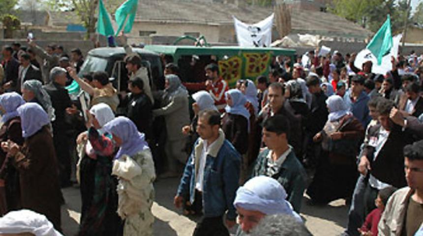 Ter&ouml;rist cenazesinde g&ouml;steriye inceleme