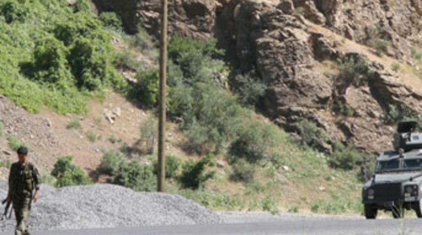 Ter&ouml;ristler boş durmuyor