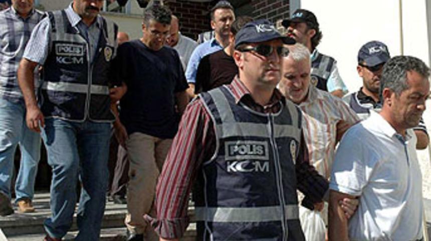 Yeşil kartlı uyuşturucu baronu