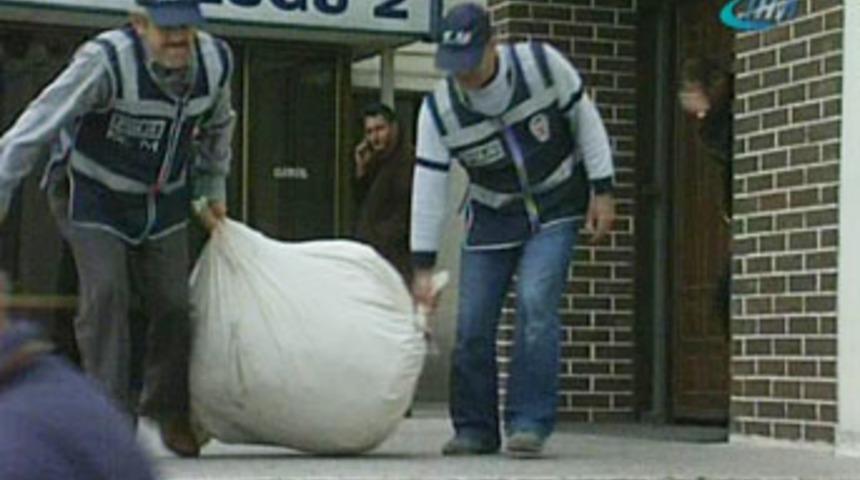 Kamyonette 240 kilogram esrar bulundu