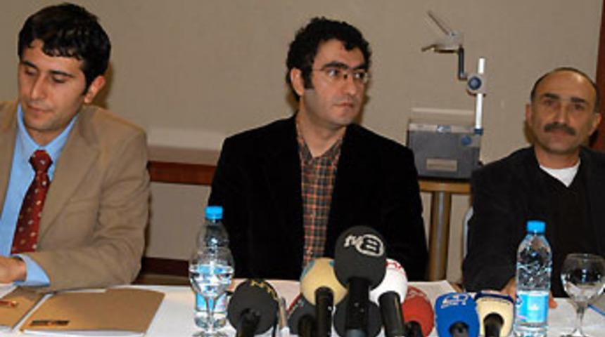 &Ouml;calan'ın avukatına hapis cezası