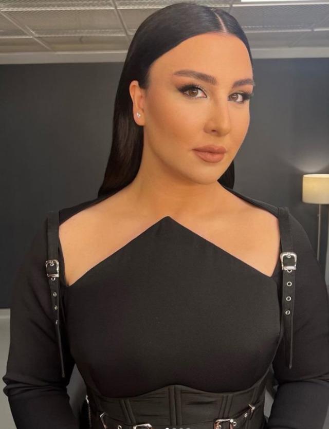 Yasemin Sakallıoğlu 1