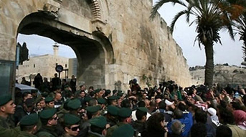 Mescid-i Aksa'da Ramazan hazırlığı