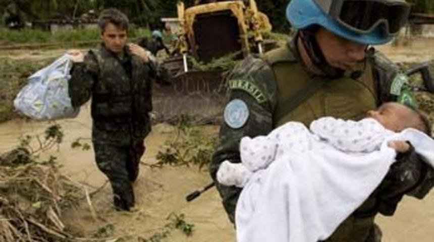 Bangladeş'te ölü sayısının artmasından korkuluyor