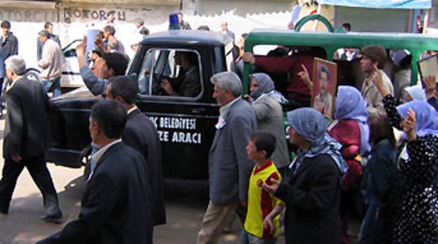 DTP'li başkan g&ouml;zaltına alındı