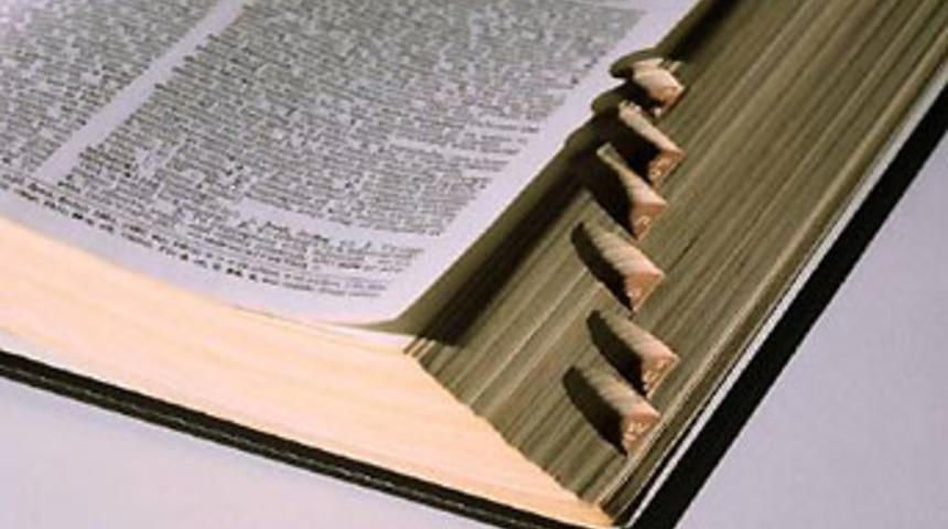 'Collins s&ouml;zl&uuml;klerin dağıtımını durdurduk'