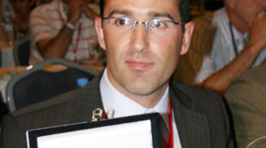 Y&uuml;z nakli i&ccedil;in 5 hasta sırada bekliyor