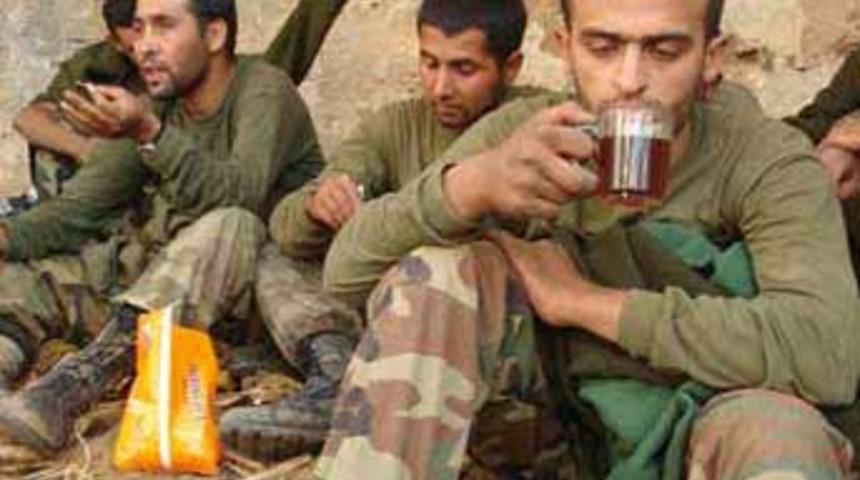 Tutuklu 8 askerle ilgili medyaya yayın yasağı