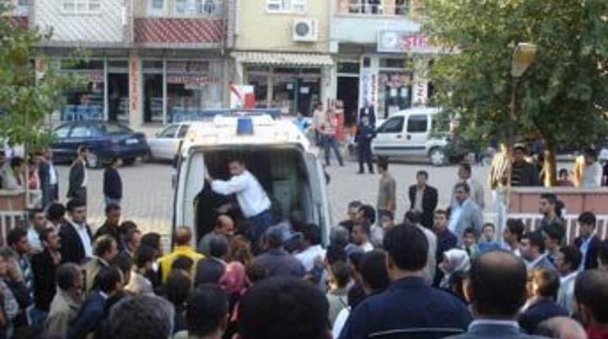 Elektrik &ccedil;arpan iş&ccedil;i &ouml;ld&uuml;