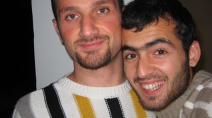 Kamyon &ouml;ğrenciyi altına aldı