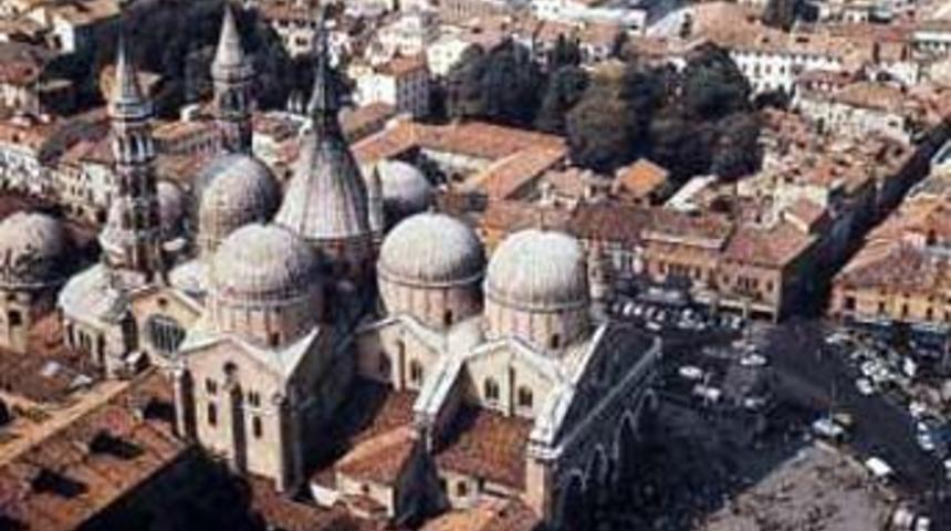 İtalyan politikacının ayıbı