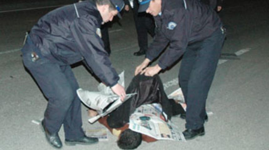 Arkadaşını kurtarmak isterken hayatını kaybetti