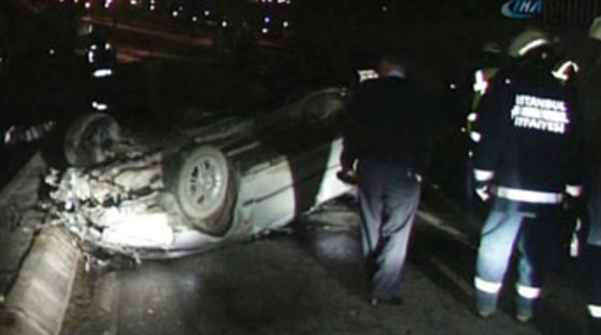 Pendik'te kaza: 2 &ouml;l&uuml;, 2 yaralı