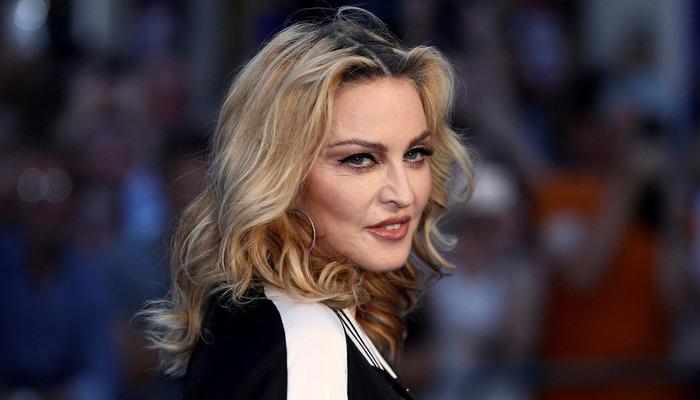 Yoğun bakımdan çıkan Madonna’dan iyileştim mesajı! Dans videosuyla sosyal medyaya geri döndü