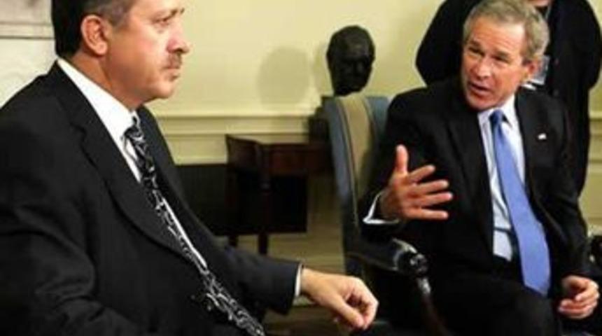 G&ouml;zler bu g&ouml;r&uuml;şmeye kilitlendi