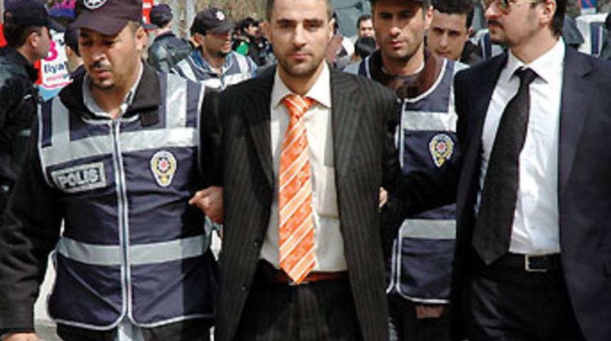 5 ilde "tarantula" operasyonu: 27 g&ouml;zaltı