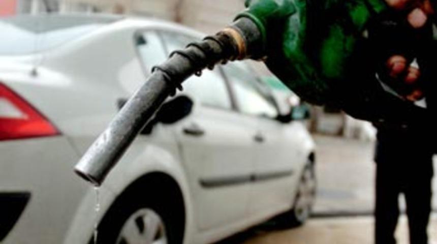 Akaryakıtta pompalı soygun!