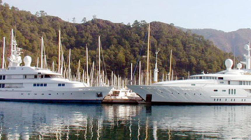 Uzanlar'ın yatları 3.5 yıldır alıcı bekliyor